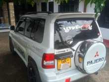 https://riyasewana.com/uploads/mitsubishi-pejero-gdi-2002-1314303712154.jpg