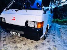 Mitsubishi Po5 1994 Van