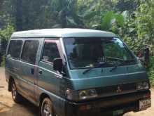 Mitsubishi PO15 1987 Van