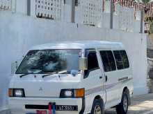 Mitsubishi Po15 1990 Van