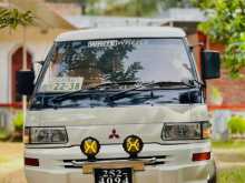 Mitsubishi Po15 1998 Van