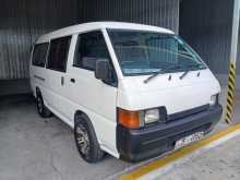Mitsubishi Po15 2000 Van