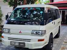 Mitsubishi Po15 2003 Van