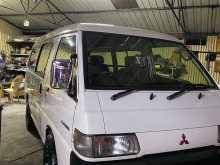 Mitsubishi Po15 2013 Van