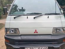 Mitsubishi Po15 2004 Van