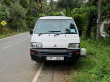 Mitsubishi Po15 2012 Van