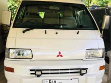 Mitsubishi Po15 2011 Van