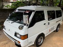 Mitsubishi Po15 1992 Van