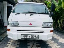 Mitsubishi PO15 2014 Van