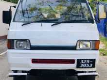 Mitsubishi Po15 1989 Van