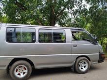 Mitsubishi PO5 1988 Van