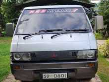 Mitsubishi PO5 1991 Van