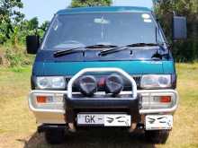 Mitsubishi Po5 1996 Van