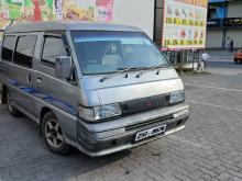 Mitsubishi PO5 1993 Van