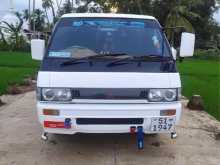 Mitsubishi Po5 1987 Van