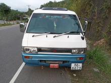 Mitsubishi Po5 1991 Van