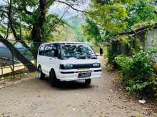 Mitsubishi PO5 1987 Van