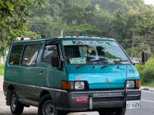 Mitsubishi PO5 1988 Van