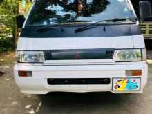 Mitsubishi Po5 1993 Van