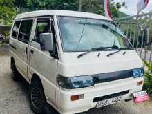Mitsubishi Po5 1996 Van
