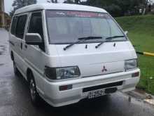 Mitsubishi PO5 1994 Van