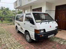 Mitsubishi Po5 1986 Van