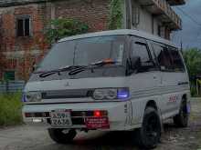 Mitsubishi Po5 1997 Van