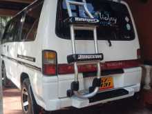 Mitsubishi Po5 1990 Van