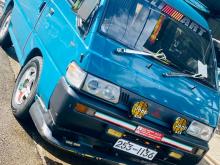 Mitsubishi PO5 1999 Van