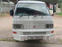 Mitsubishi PO5 1991 Van