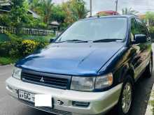 Mitsubishi RVR 2000 SUV