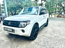Mitsubishi Shogun SG4 2013 SUV
