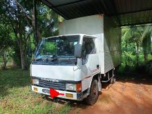 Mitsubishi Single Whell 1986 Lorry