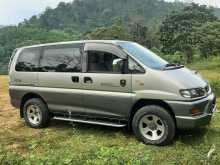 Mitsubishi Space Gear 1996 Van