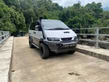 https://riyasewana.com/uploads/mitsubishi-space-gear-23132035172.jpg