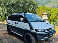Mitsubishi Space L400 1995 Van