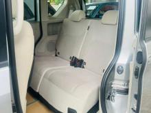 https://riyasewana.com/uploads/mitsubishi-space-hybrid-21008276156.jpg