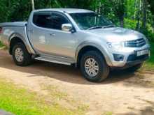 Mitsubishi Sportero 2011 Pickup