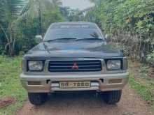 Mitsubishi Strada 1993 Crew Cab