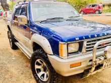 https://riyasewana.com/uploads/mitsubishi-strada-1993-313485612952.jpg