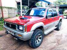 Mitsubishi Strada 1997 Pickup