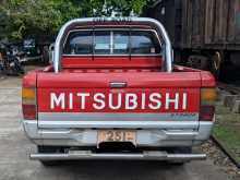 https://riyasewana.com/uploads/mitsubishi-strada-22164132213.jpg