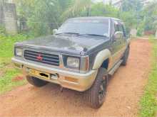 Mitsubishi Strada 1992 Pickup