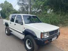 Mitsubishi Strada 1988 Pickup