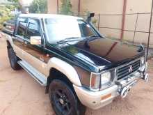 https://riyasewana.com/uploads/mitsubishi-strada-k34-1993-312534512372.jpg