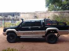 https://riyasewana.com/uploads/mitsubishi-strada-k34-1993-312534512394.jpg