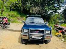 Mitsubishi Strada 1994 Pickup