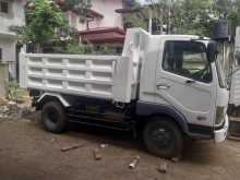 Mitsubishi Tipper 2003 Lorry