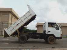 https://riyasewana.com/uploads/mitsubishi-tiper-1993-713594512454.jpg