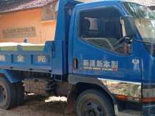 https://riyasewana.com/uploads/mitsubishi-tiper-canter-1994-2015170612352.jpg